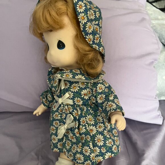 Vintage Precious Moments Doll - Picture 4 of 5
